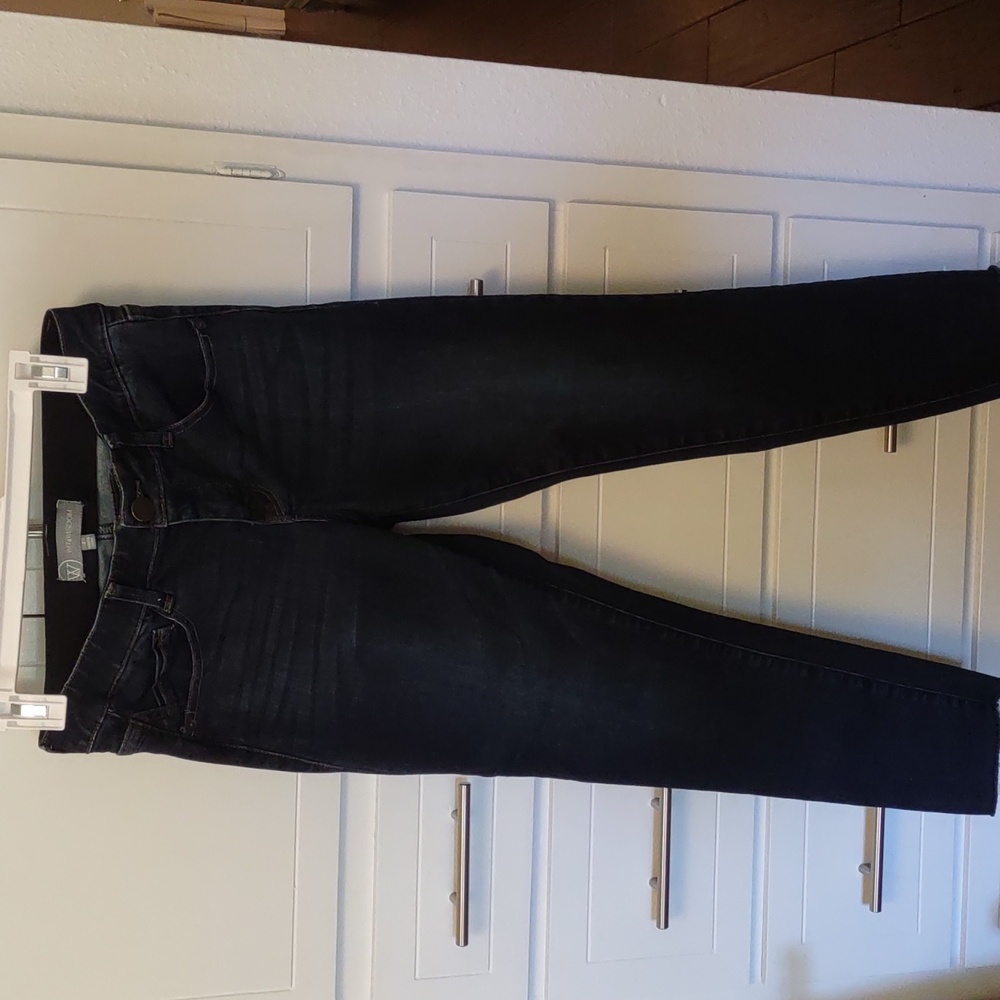 Wit & Wisdom dark wash frayed ankle length jeans